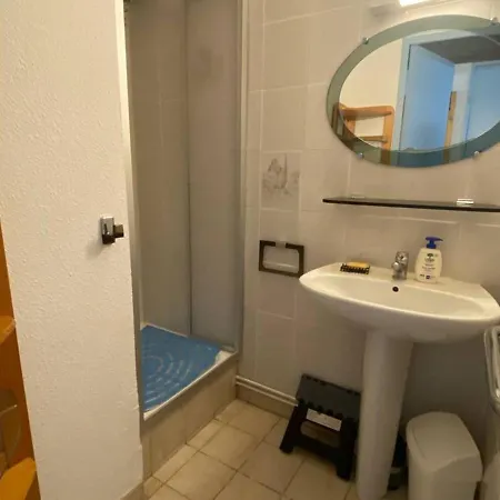 Villa Pavillon T2, Climatise, 4 Pers, Proche Et Commerces, Parking Prive - Fr-1-81-574